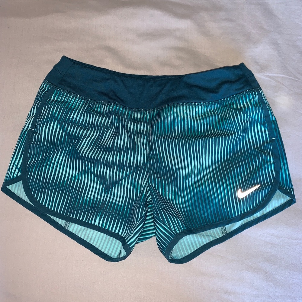 girls nike running shorts